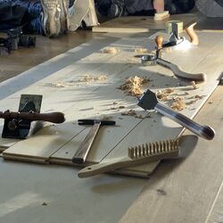 The WORKCAMP PARKET 2021 team restored the castle parquet