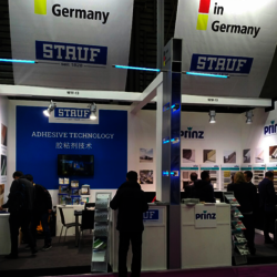 Fotos Social-Media Facebook-Post Messe Domotex Asia 20180409 1200x1400 CW 01