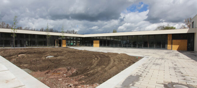 STAUF macht Schule - Parkettlegearbeiten im Sonderpädagogisches Förderzentrum – Chemnitzer Körperbehindertenschule