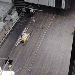 New stage floor in Bruges concert hall: a masterpiece of craftsmanship at a rattling pace